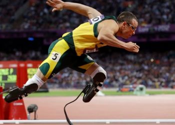 Pistorius gets parole a decade after killing his girlfriend