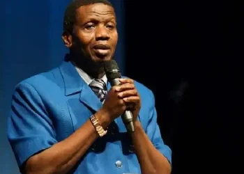 Adeboye takes evangelism to Oyo community