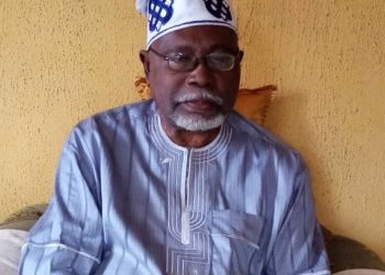 Charles Igoh, veteran journalist, dies at 83