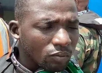 Nigerian musical idols Kizz Daniel, Davido release “Twe Twe” remix, set to drop video (photos)