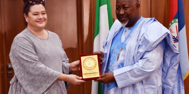 FG promises to maintain bilateral relations with France on defence