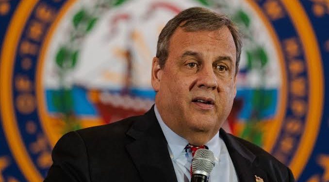 Chris Christie drops out of US Republican race