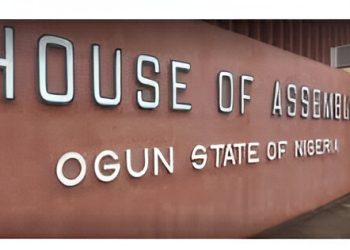 Ogun Assembly approves Oluomo’s impeachment, swears in Elemide as new Speaker