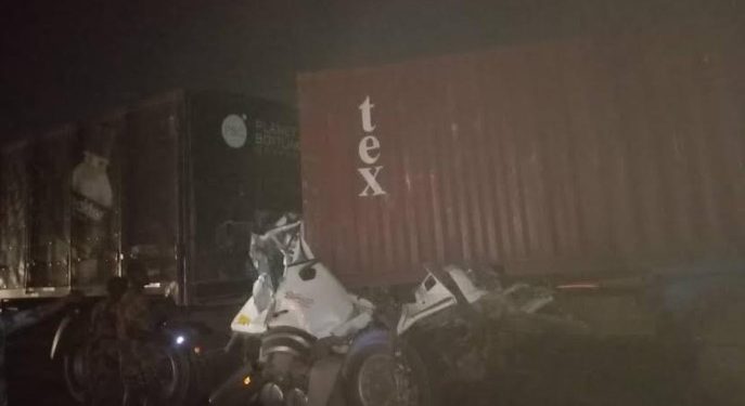 Tragic! Container falls off truck, crushes three to death on Lagos-Ibadan expressway