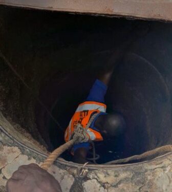 Heartbreaking! 49-year-old man dies while rescuing son from well