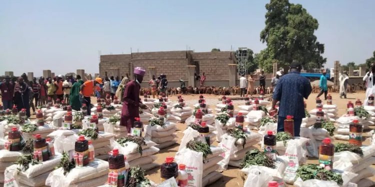 Tudun Biri: KDSG, ANRiN distribute food items, fortified farm seedlings to 100 households