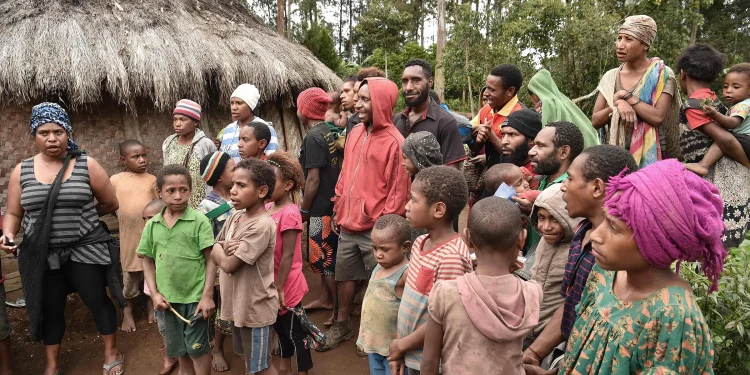 Dozens die after ambush in Papua New Guinea