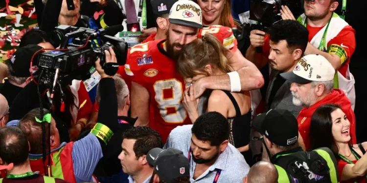 Taylor Swift celebrates boyfriend Travis Kelce’s NFL win