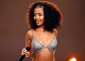 Davido, Ayra Starr congratulate South Africa’s Tyla for bagging Grammy award