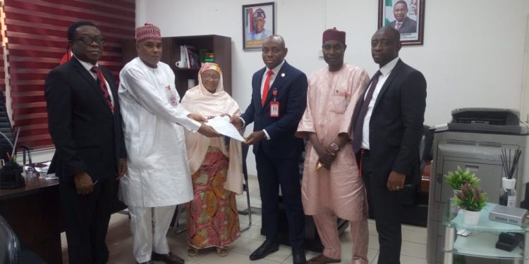 N4.1billion property fraud: EFCC recovers, hands over 324 houses to Kano pensioners