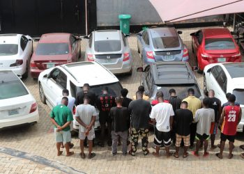 EFCC nabs 20 internet fraudsters in Oyo