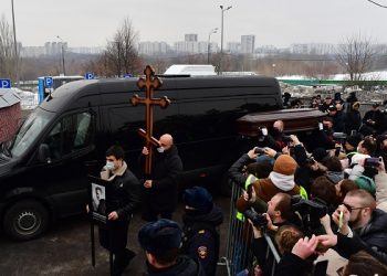 Navalny laid to rest in Moscow amid accusations of Kremlin involvement (photos)