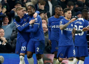 Chelsea relieves Pochettino, edges past Newcastle