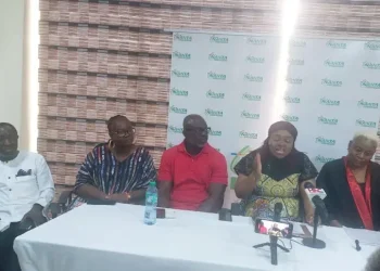 Mrs Susan Akporiaye, National President of NANTA with other executive members of the association at a news conference on Tuesday in Lagos