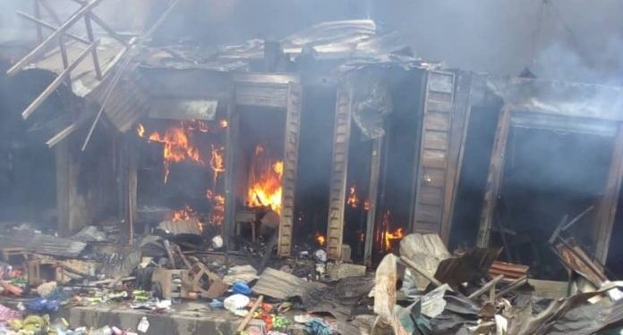 Fire engulfs Lagos market, causes severe damage