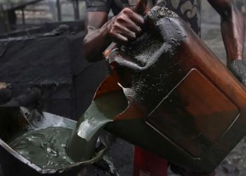 Navy apprehends 14 oil thieves, others in Akwa Ibom State