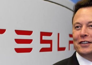 Elon Musk moves to lay off 10% of Tesla workforce