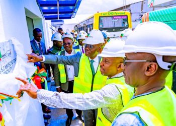 FG commissions CNG plant in Lagos, promises six new stations nationwide   