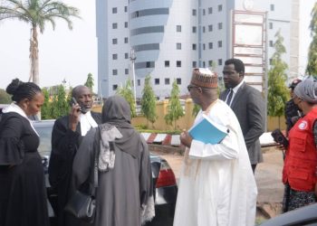 Photos: N2.7bn fraud: Ex-Aviation Minister, Sirika, daughter arrive court