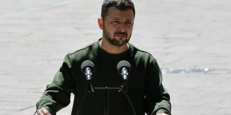 Zelensky fires head of bodyguard over assassination plot