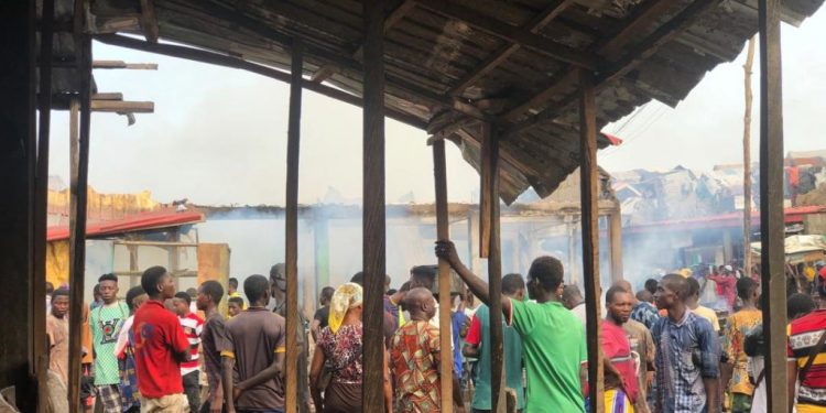 Hoodlums clash in Lagos, set market on fire