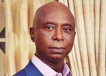May Day: lawmaker backs minimum wage clamour