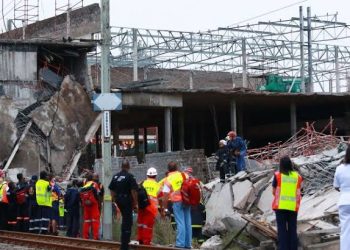 Building collapses in South Africa, traps 48 workers