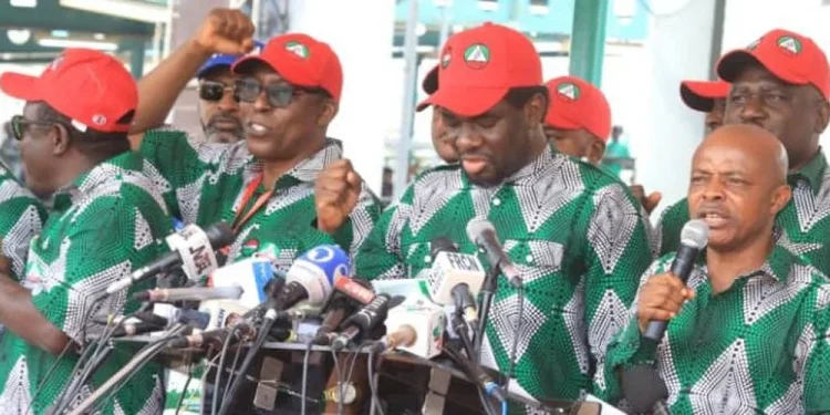 FG invites Labor for emergency meeting