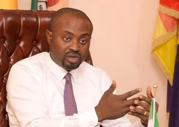 FG declares Wednesday public holiday to mark democracy day
