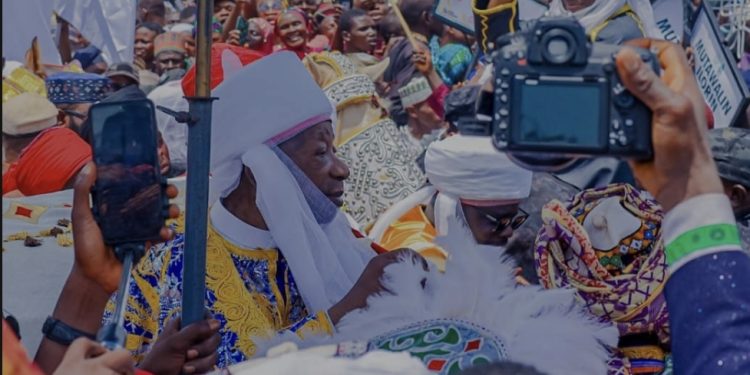 Ilorin Emirate bans Saraki from Durbar for disrespecting Emir Sulu Gambari