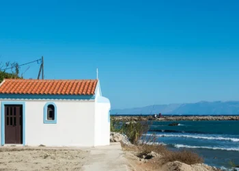 Heatwave kills another American tourist on Greek island