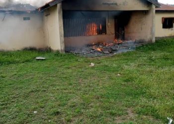 Protesting youths set INEC office ablaze in Benue State