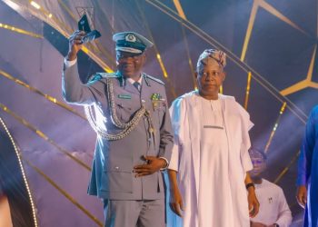 Adeniyi gets recognition for boosting revenue at Nigeria Customs Service