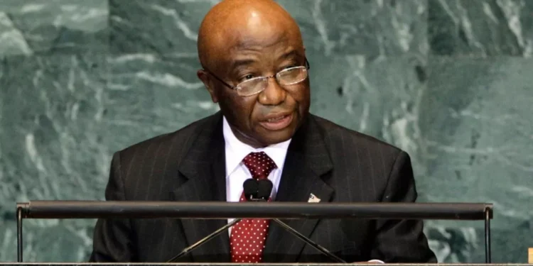 Liberian President slashes salary by 40% to boost nation’s economy