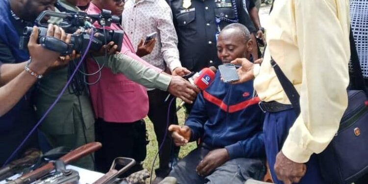 Police arrest leader of notorious kidnap syndicate, recover arms in Akwa Ibom