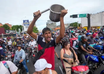 Protests break out in Venezuela after electoral body declares Maduro winner of election