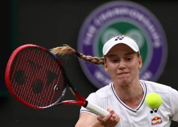 Swiatek crashes out at Wimbledon as Djokovic eyes sweet 16