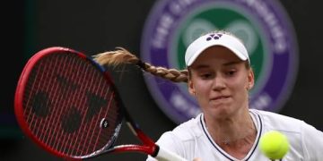 Swiatek crashes out at Wimbledon as Djokovic eyes sweet 16