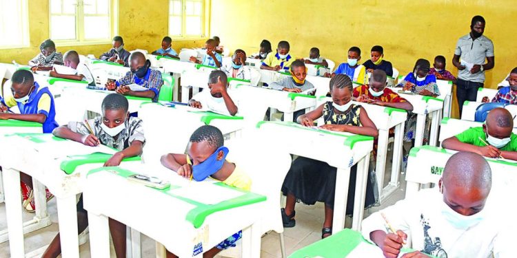 Education ministry warns parents against school fee scam, says ₦386k unity college fee untrue
