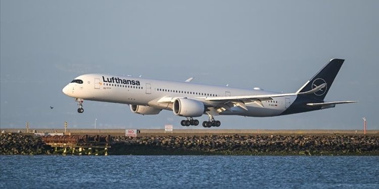 Lufthansa airline extends suspension of flight to Middle East