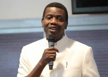 Adeboye talks tough on men with braids women with heavy makeup, says no longer acceptable on RCCG altars