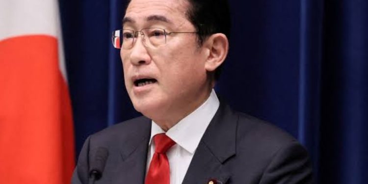 Contenders emerge as Japanese PM Kishida steps down after three years