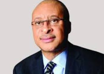 Utomi recounts nasty treatment by Amosun