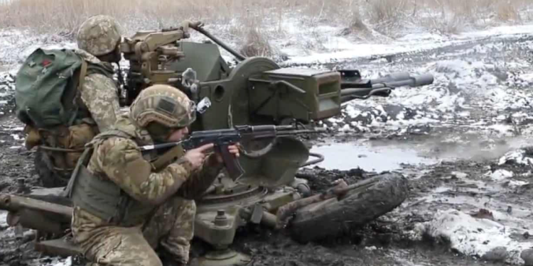 Ukraine orders evacuation of city as Russia advance