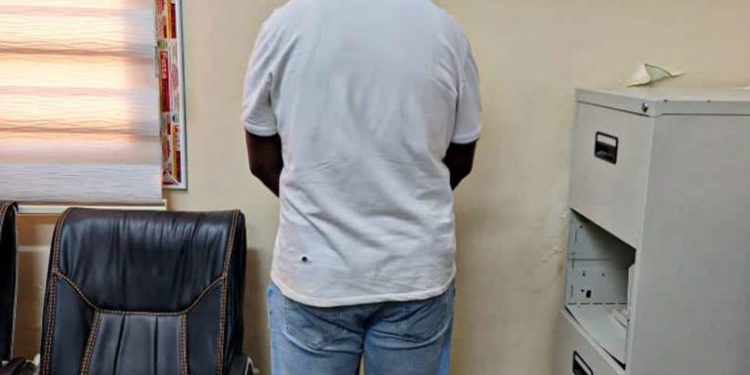 Police arrests Libyan driver for smuggling six Nigerian women