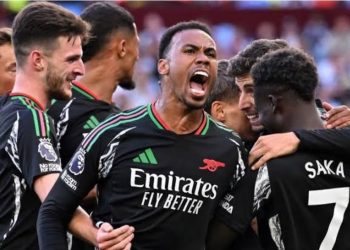 Gabriel fires Arsenal past Spurs at home