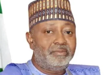 FG issues warning to private companies to implement the minimum wage of ₦70,000