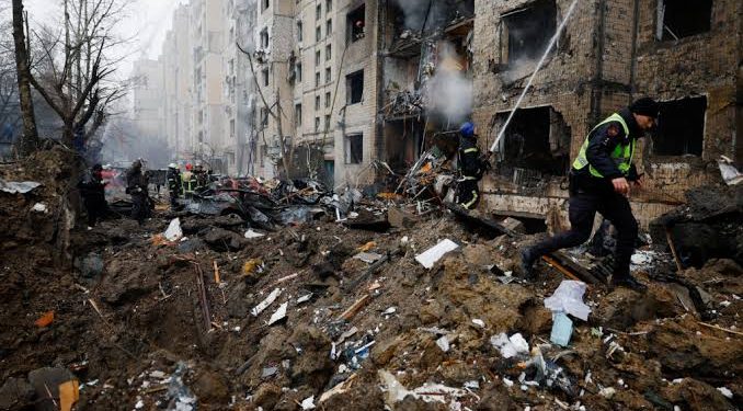 Russia’s latest attack hits Ukraine cities, injures many