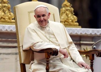 Pope criticizes Harris and Trump, urges U.S. to choose lesser evil