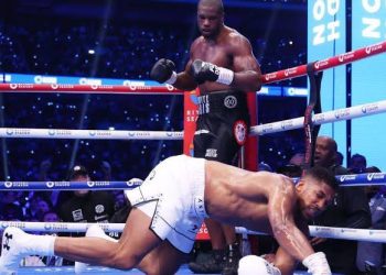Daniel Dubois stuns Anthony Joshua with shock knockout win to retain IBF heavyweight world title
